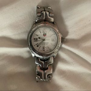 Men’s Tag Heuer Professional Link. 42mm